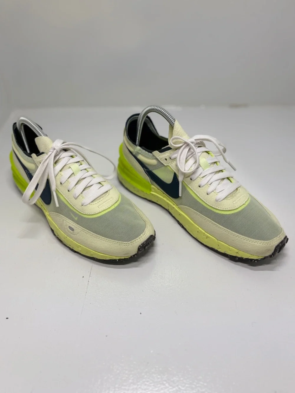 Nike Waffle One Volt Green Mesh Suede Sneakers Men’s 6.5 Trail Style Running S
